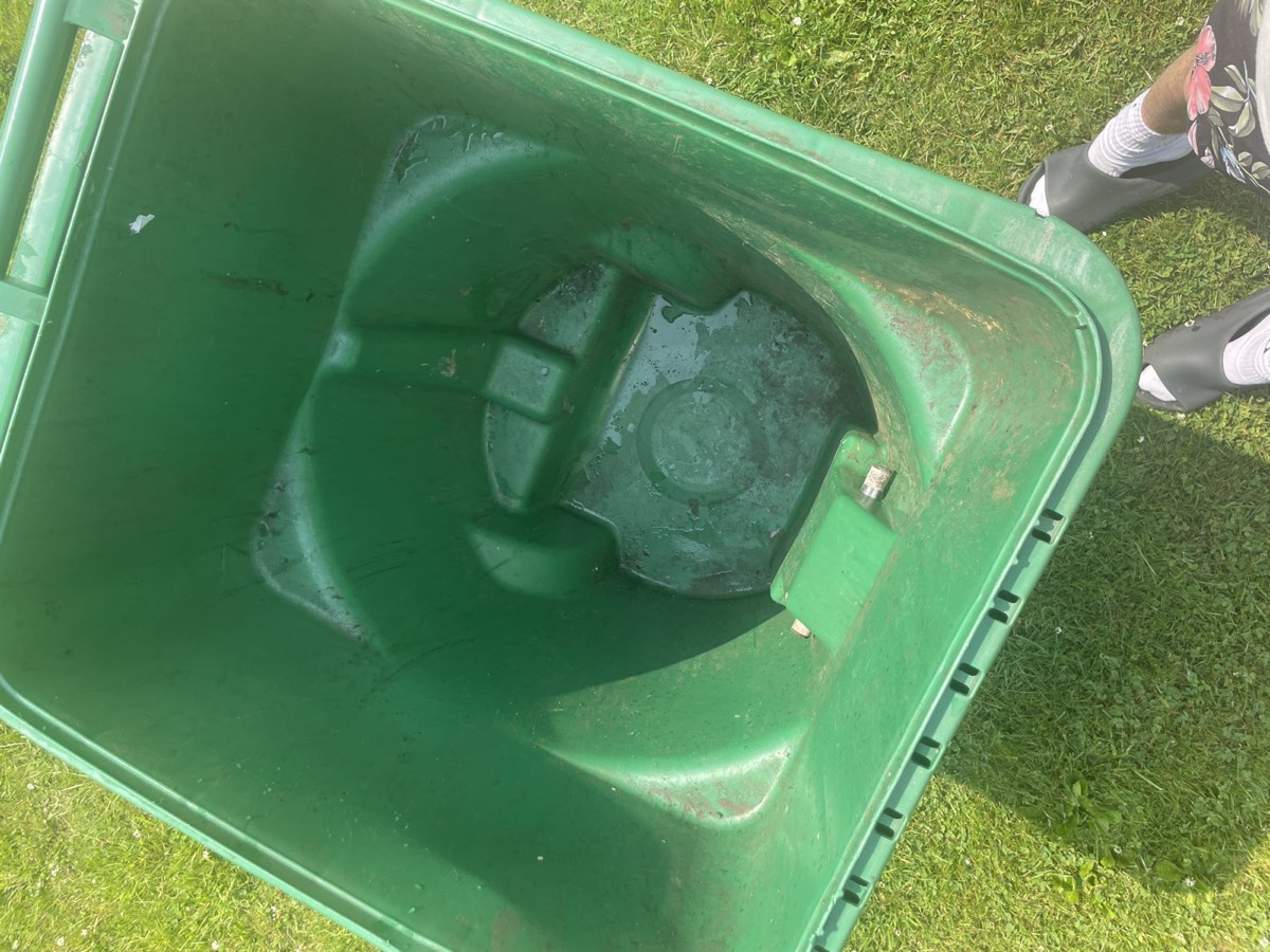 Before pressure washing in Guilford, CT — project 4